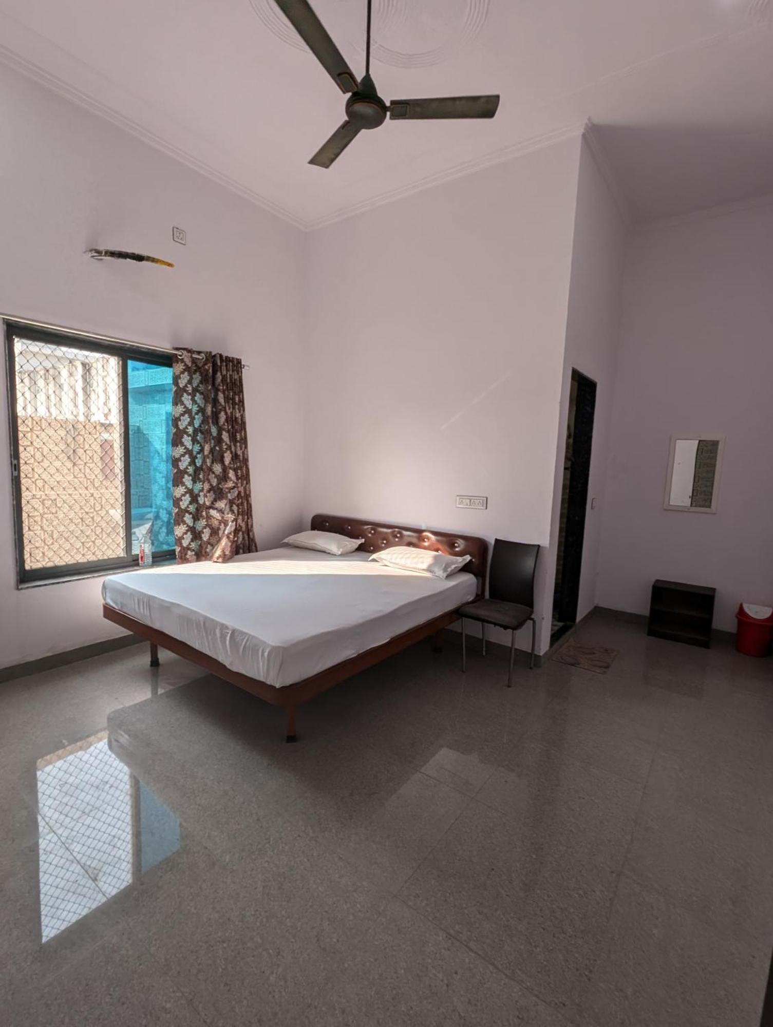 Hotel Raghunath Palace Khātu Exterior foto