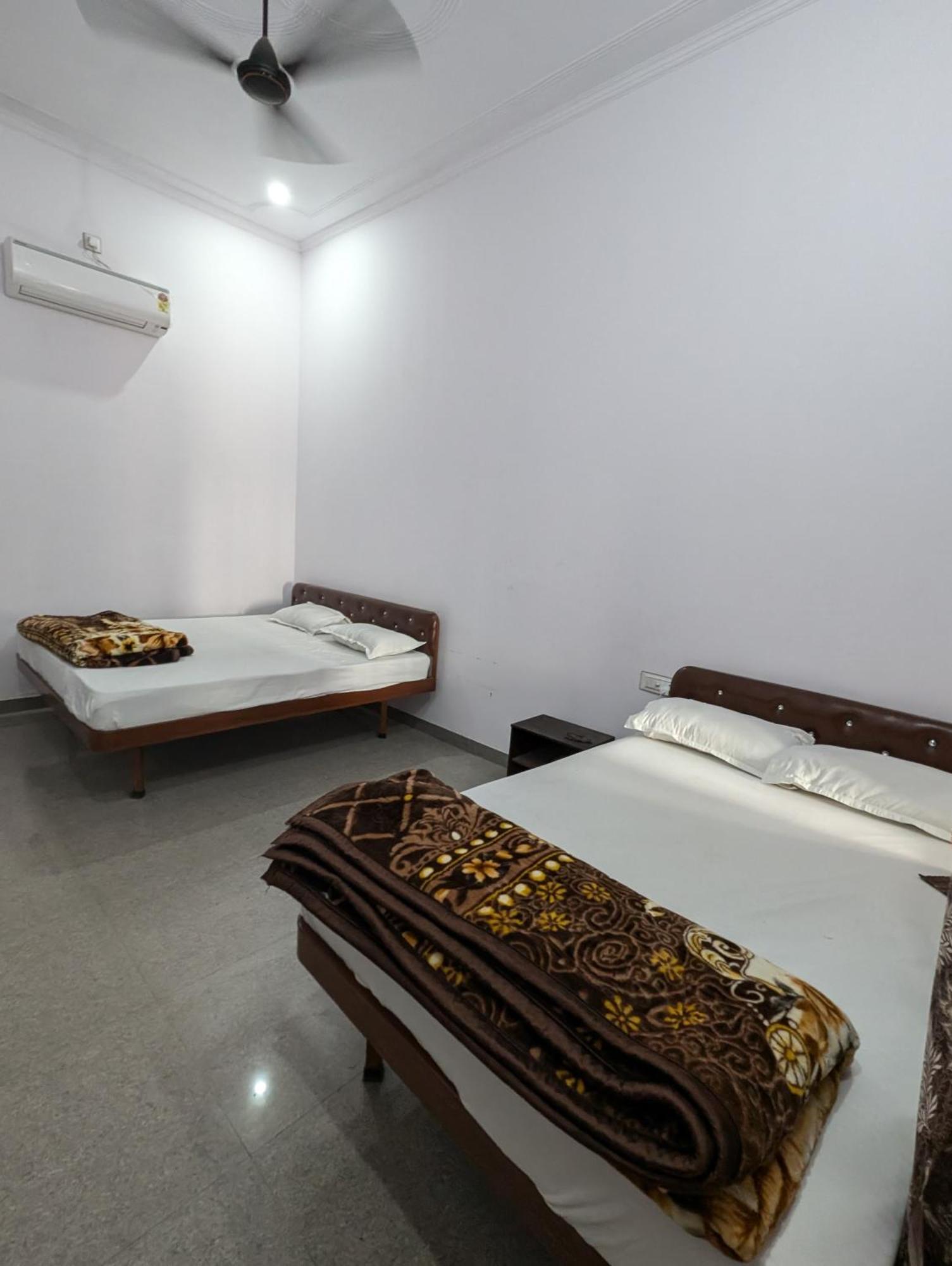 Hotel Raghunath Palace Khātu Exterior foto